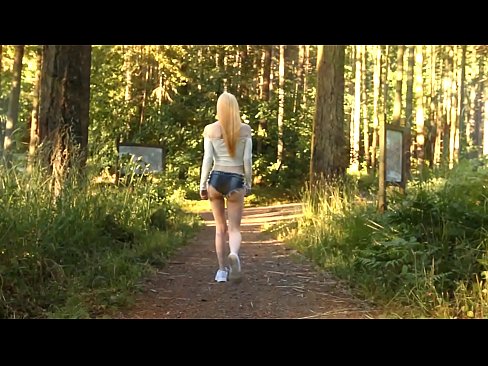 ❤️ Красива жена, която се движи бавно, а не голо видео Руско порно в bg.dreamypassionjourney.ru ️❤